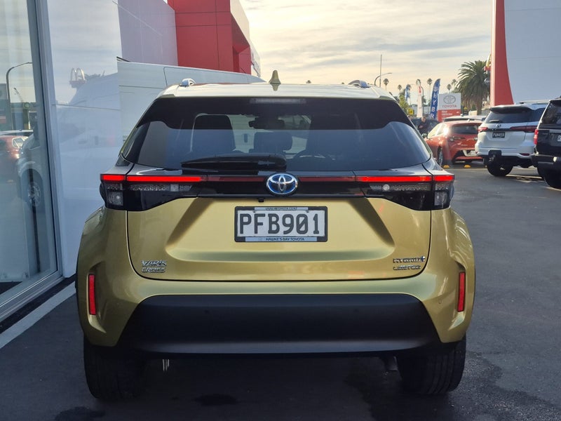 2022 Toyota Yaris Cross Limited 1.5P HYBRID image 4
