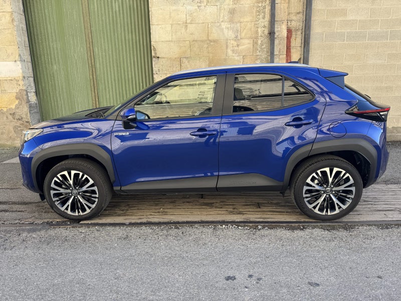 2022 Toyota Yaris Cross Limited image 4