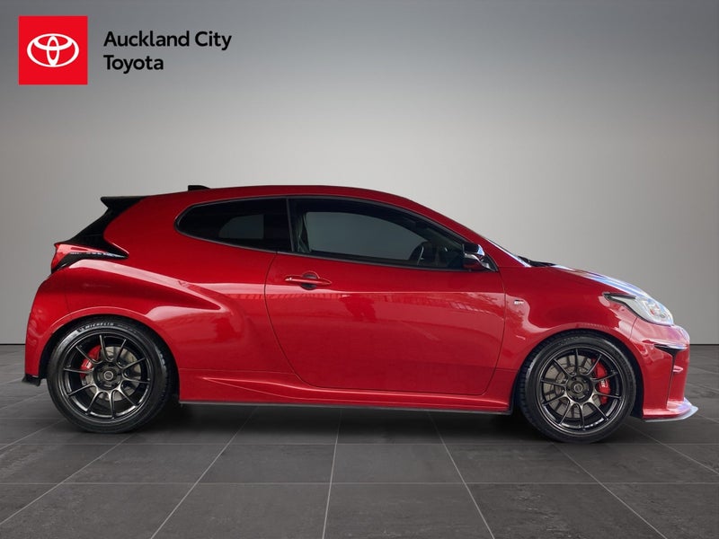 2022 Toyota Yaris GR 1.6PT 6MT AWD HB/3D/4S image 2