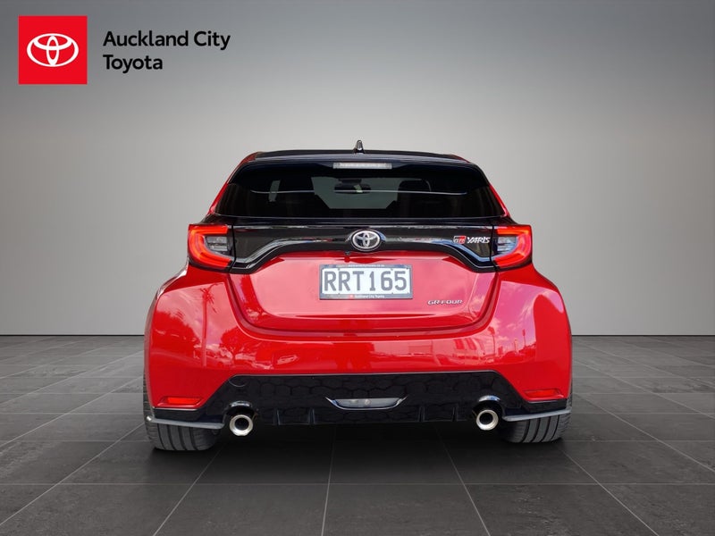 2022 Toyota Yaris GR 1.6PT 6MT AWD HB/3D/4S image 4