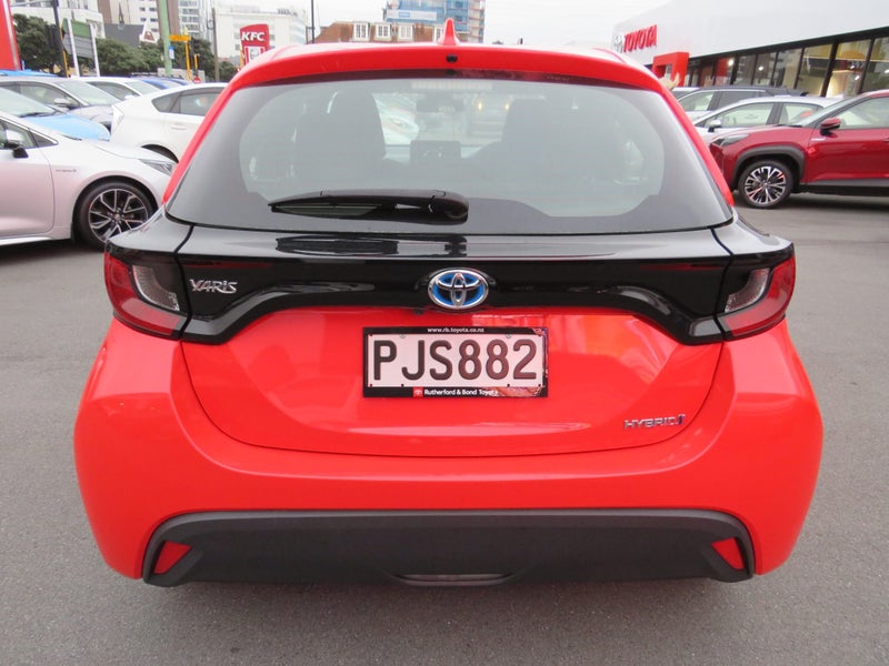 2022 Toyota Yaris GX 1.5 Hybrid GX image 5
