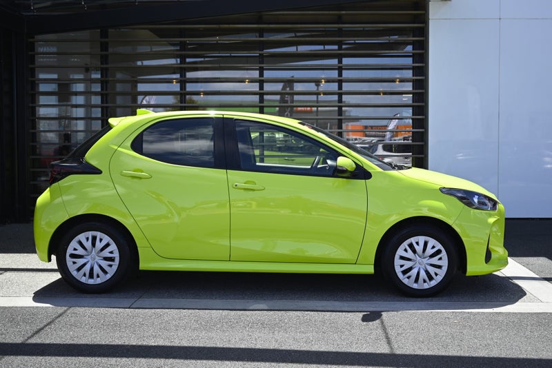 2022 Toyota Yaris GX 1.5 Petrol FWD Hatchback image 5