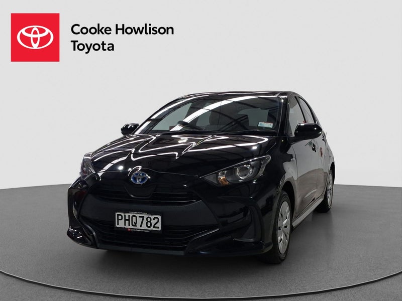 2022 Toyota Yaris GX 1.5L Hybrid image 3