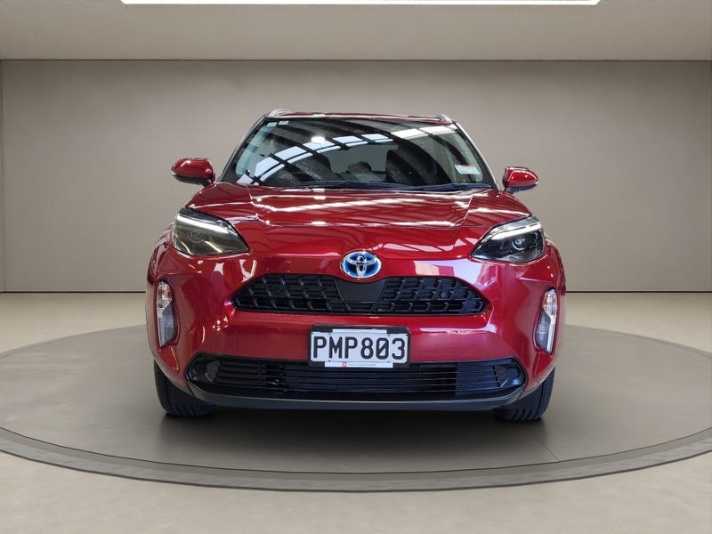 2022 Toyota Yaris GX 1.5L Hybrid FWD SUV image 2
