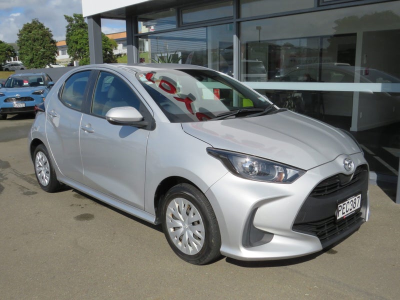 2022 Toyota Yaris GX 1.5P image 2