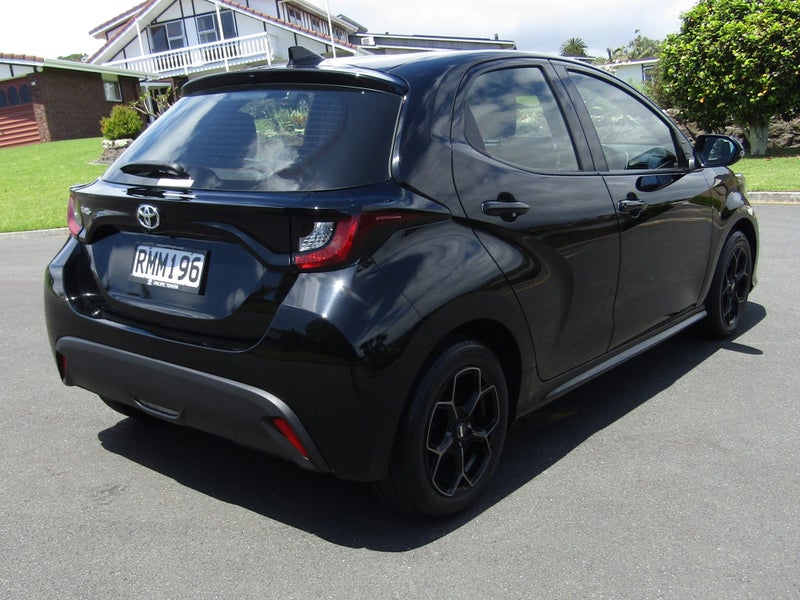 2022 Toyota Yaris GX 1.5P image 5