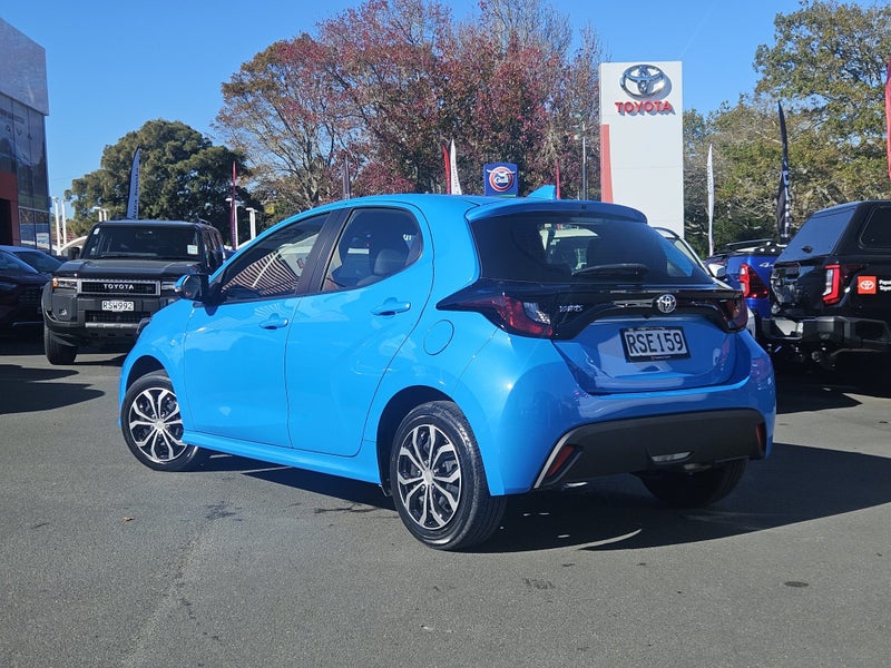 2022 Toyota Yaris GX 1.5P image 3