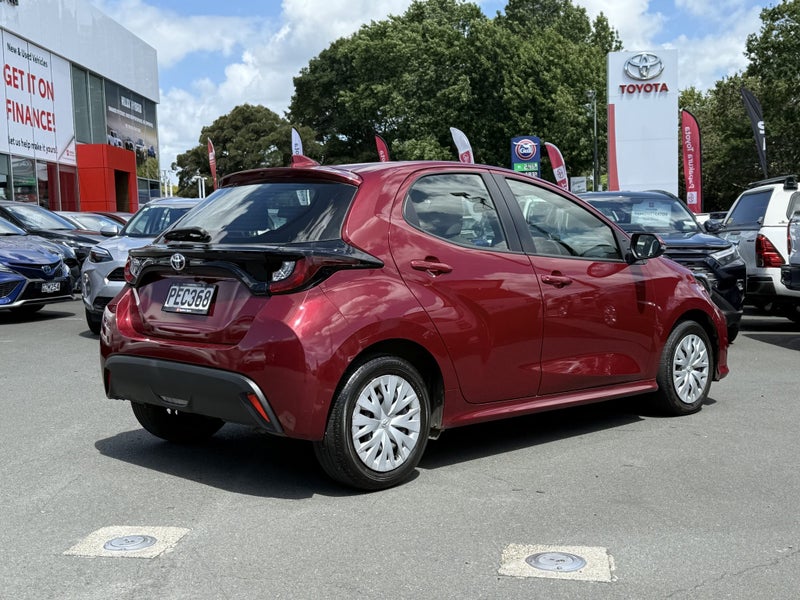 2022 Toyota Yaris GX 1.5P image 3