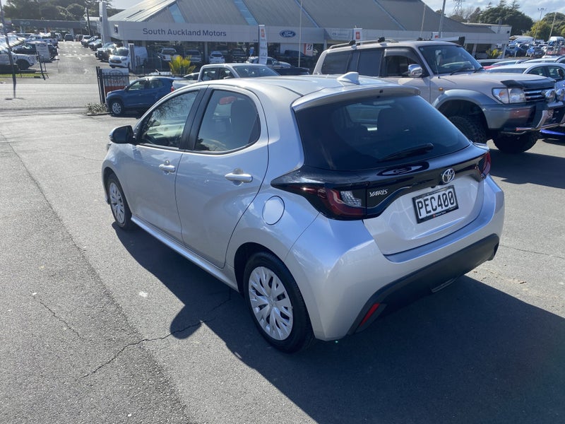 2022 Toyota Yaris GX 1.5P image 5