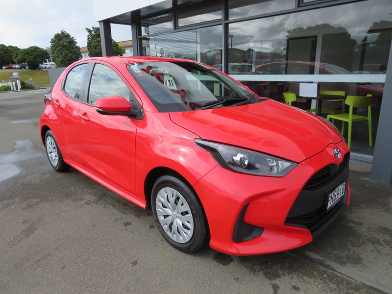 2022 Toyota Yaris GX 1.5P image 2