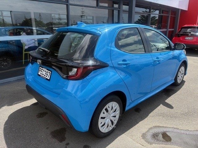 2022 Toyota Yaris GX 1.5P image 4