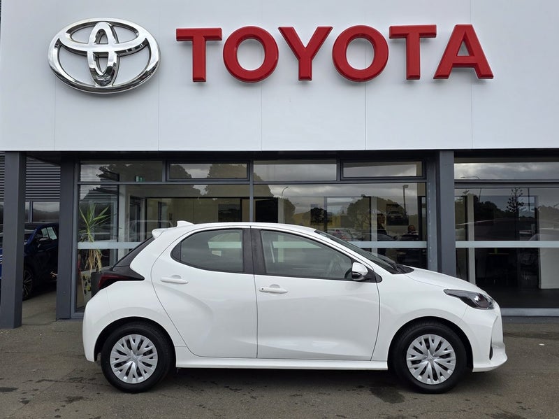2022 Toyota Yaris GX 1.5P image 4