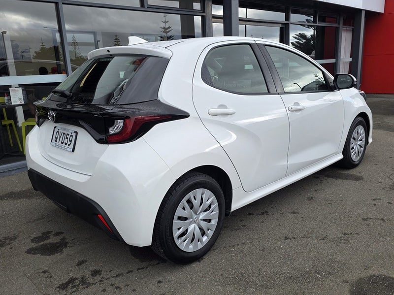 2022 Toyota Yaris GX 1.5P image 5