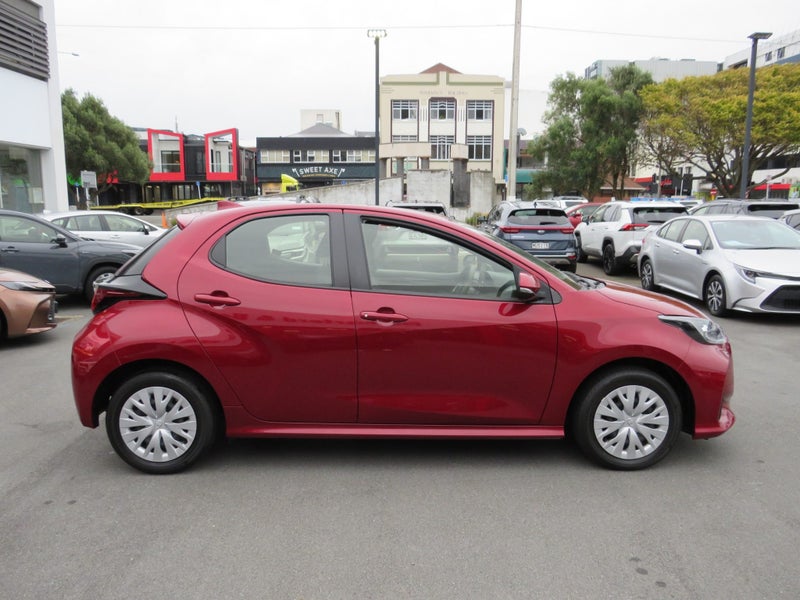 2022 Toyota Yaris GX 1.5P CVT FWD image 3