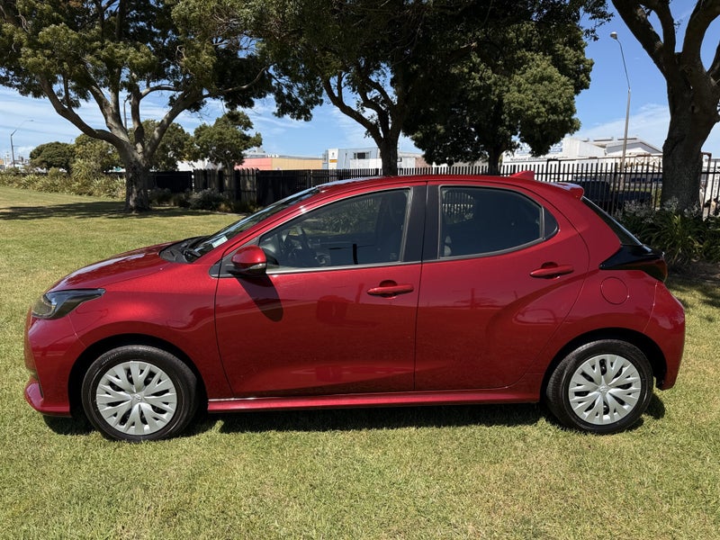 2022 Toyota Yaris GX 1.5P CVT FWD Automatic Hatch image 4