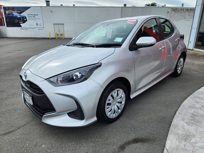 2022 Toyota Yaris GX 1.5P CVT FWD Automatic Hatch image 3
