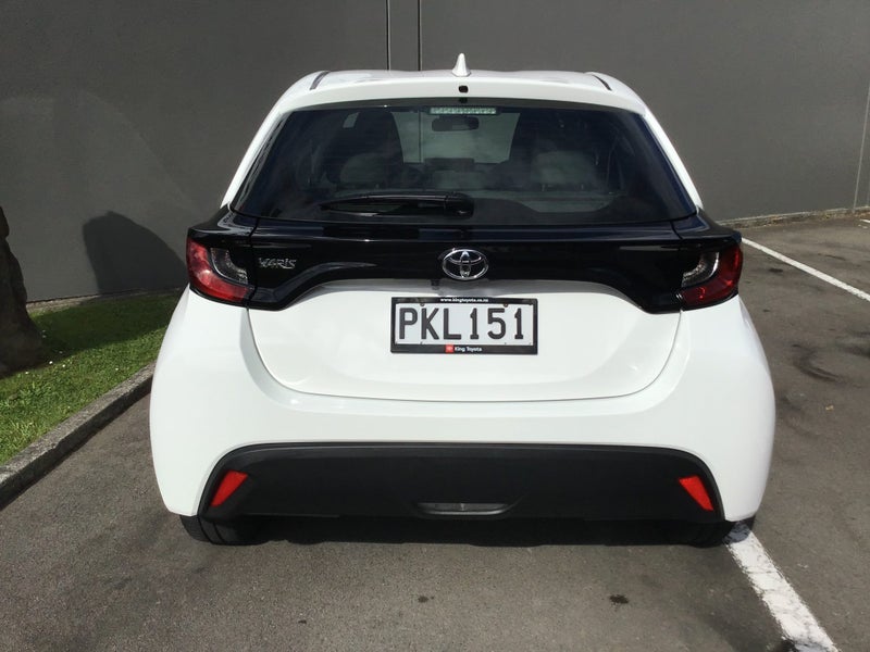 2022 Toyota Yaris GX 1.5P CVT Hatch NZ New image 3