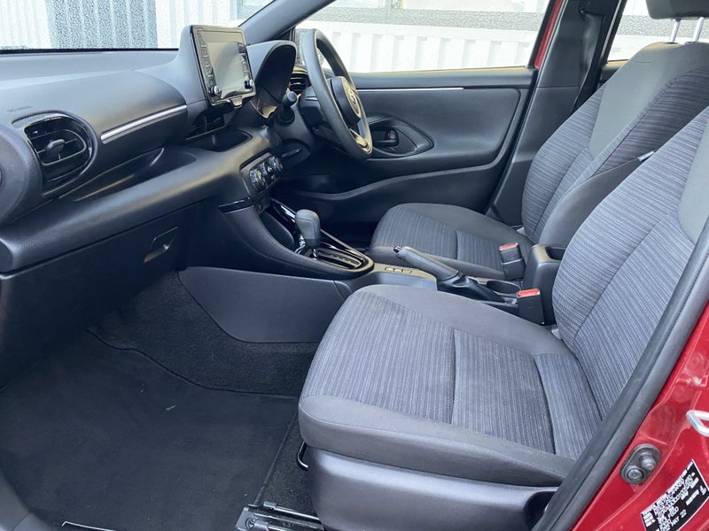 2022 Toyota Yaris GX 1.5P CVT Hatchback image 5