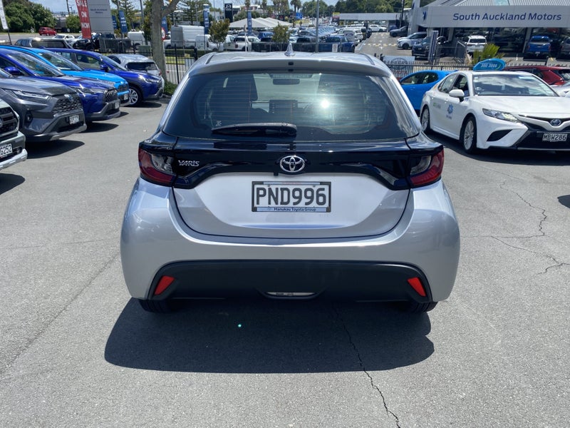 2022 Toyota Yaris GX 1.5P Hatch image 3