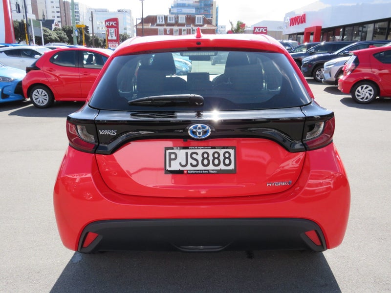 2022 Toyota Yaris GX 1.5P HV ECVT image 5