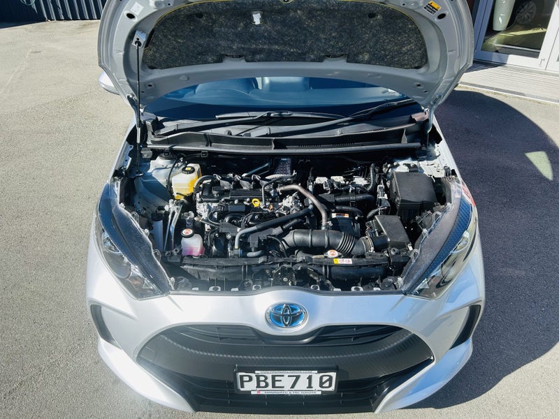 2022 Toyota Yaris GX 1.5P Hybrid Automatic Hatch image 3