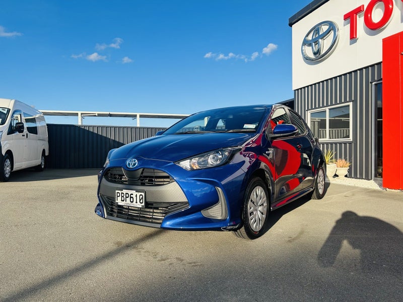 2022 Toyota Yaris GX 1.5P Hybrid Automatic Hatch image 3