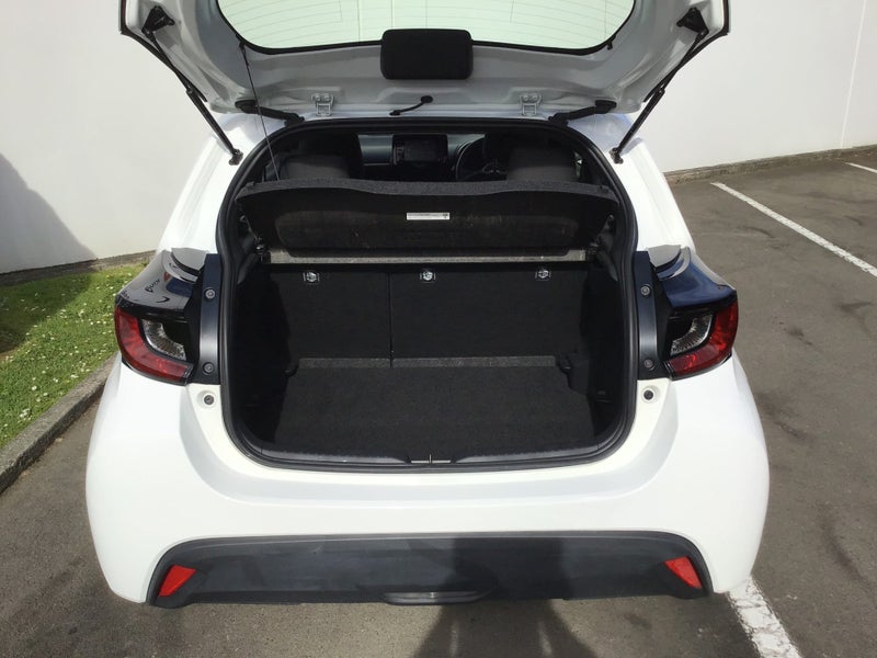 2022 Toyota Yaris GX 1.5P Hybrid NZ New image 5