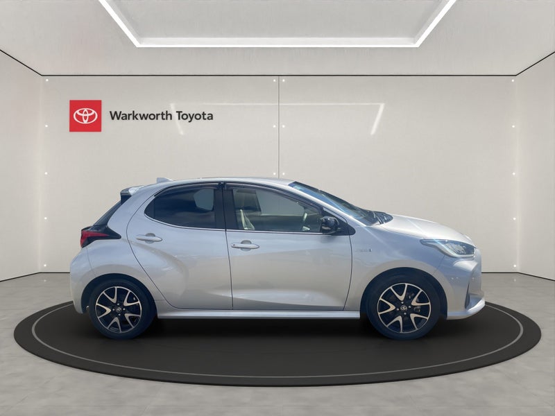 2022 Toyota Yaris ZR 1.5P HV ECVT FWD HB/5D/5S... image 2