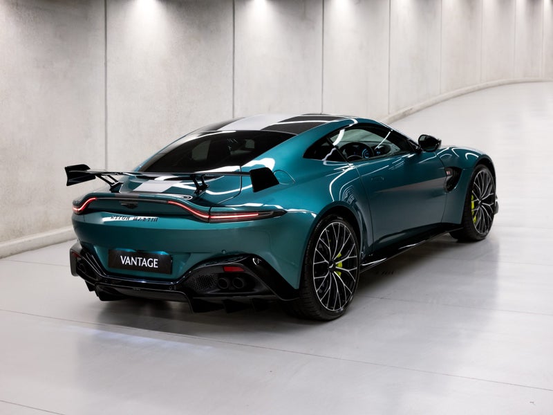 2023 Aston Martin Vantage Coupe image 3