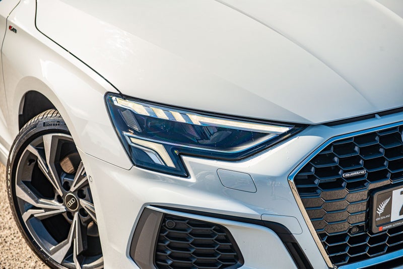 2023 Audi A3 40 2.0TFSI S line quattro Sportback image 2