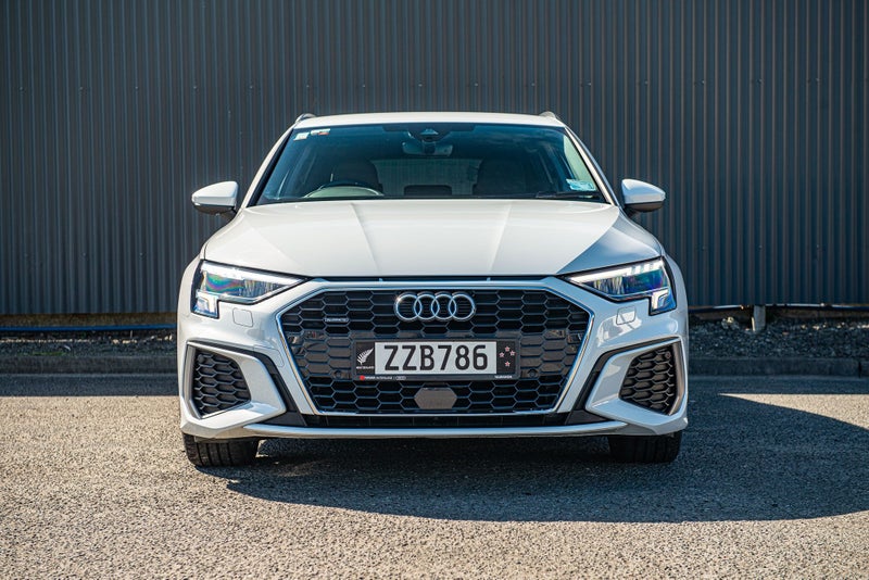 2023 Audi A3 40 2.0TFSI S line quattro Sportback image 3