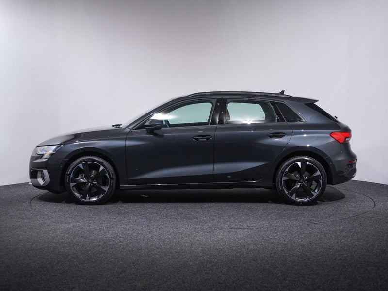 2023 Audi A3 Sportback 35 TFSI 110kW image 5