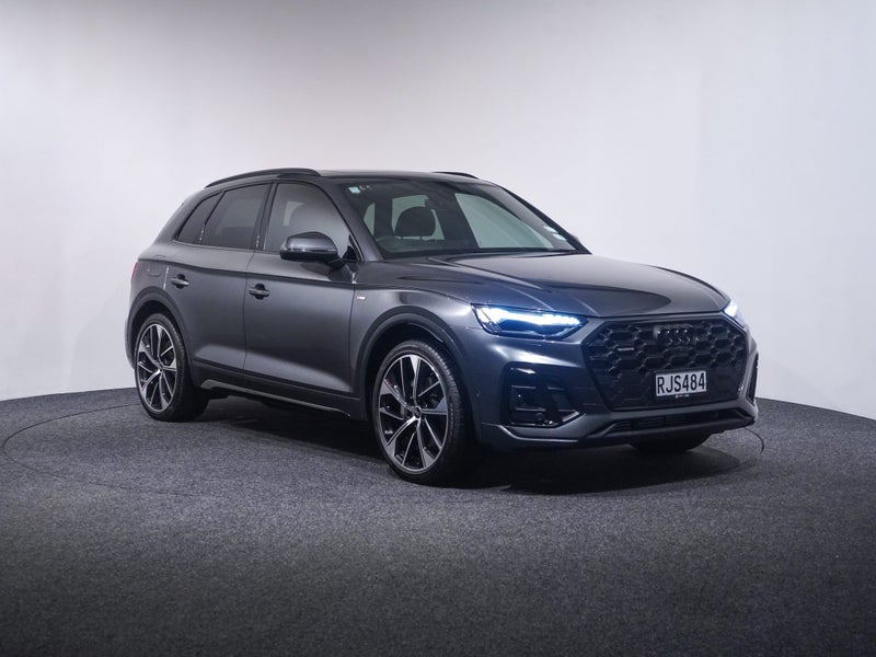 2023 Audi Q5 TFSI-e Hybrid 220kW quattro image 1