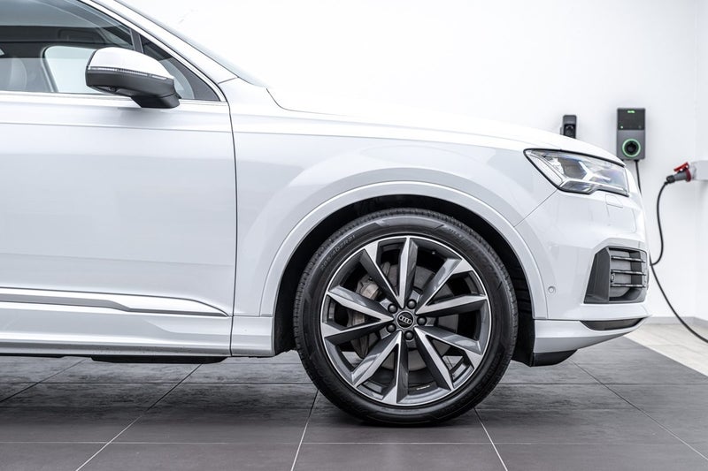 2023 Audi Q7 45 TDI QUATTRO TIPTRONIC image 4