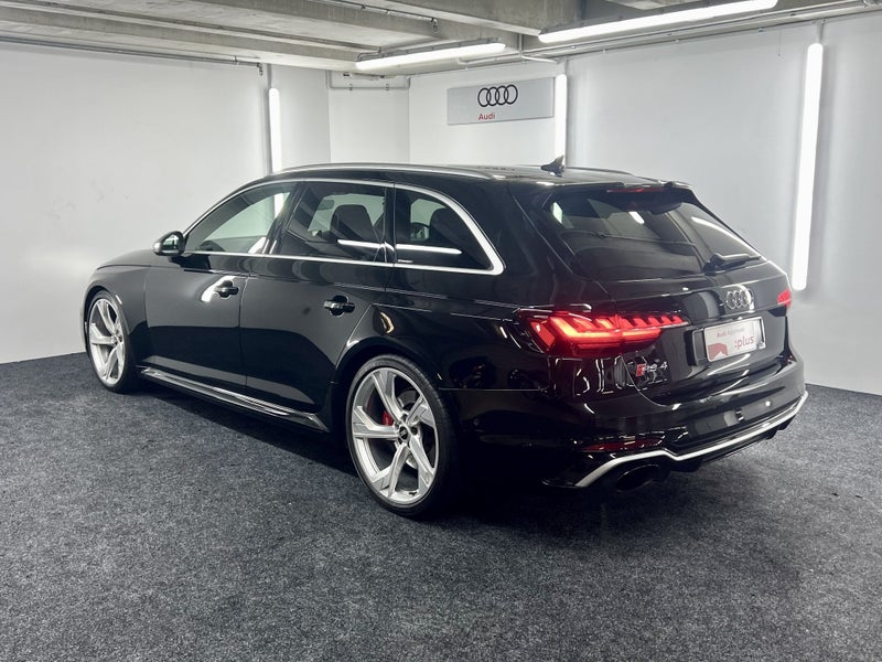 2023 Audi RS4 RS 4 Avant (331kW) image 3