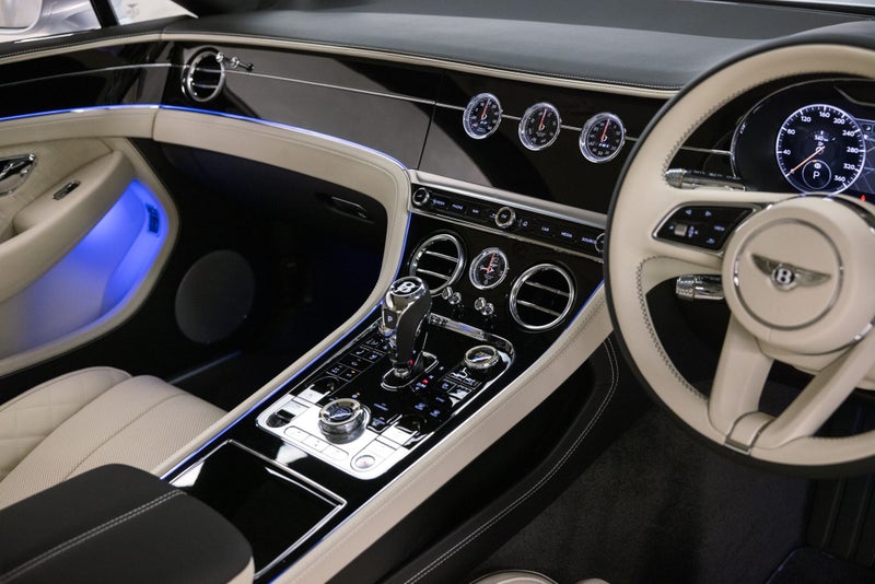 2023 Bentley Continental GT V8 image 4