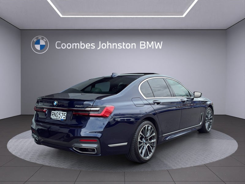 2023 BMW 750i xDrive M Sport image 5