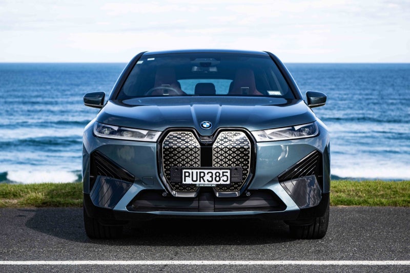 2023 BMW iX xDrive40 image 2