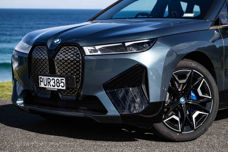 2023 BMW iX xDrive40 image 3