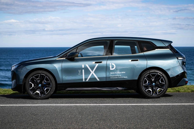 2023 BMW iX xDrive40 image 5