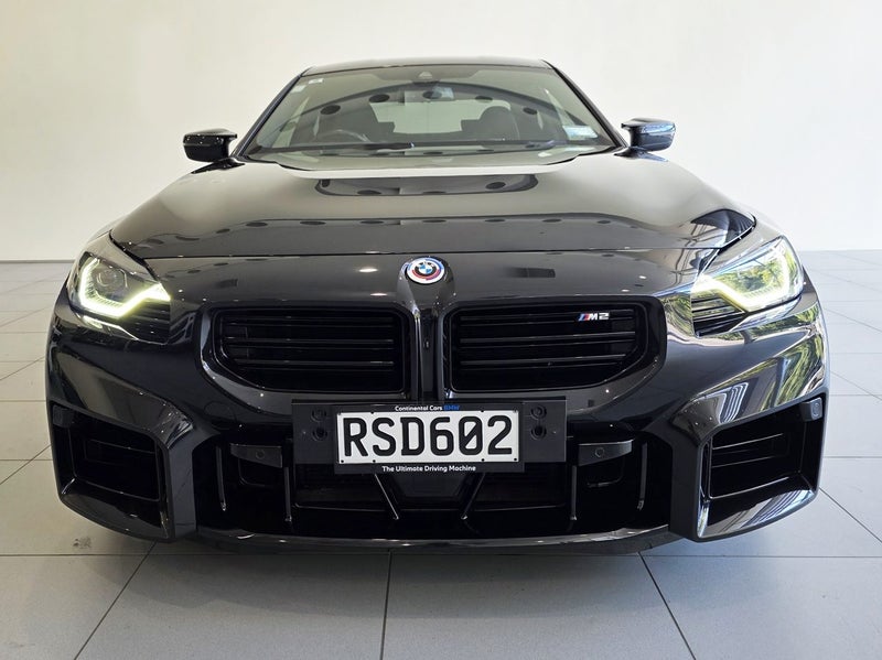 2023 BMW M2 Coupe image 2