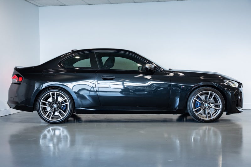 2023 BMW M240i xDrive M Performance image 4