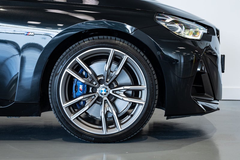 2023 BMW M240i xDrive M Performance image 5