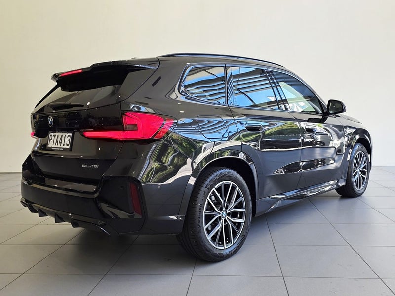 2023 BMW X1 sDrive18i Launch Edition 2 image 2