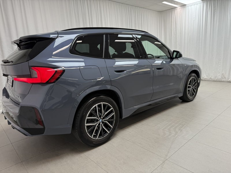 2023 BMW X1 sDrive18i M Sport with Innovations... image 3