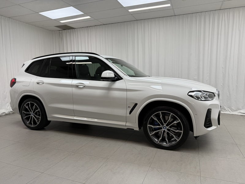 2023 BMW X3 X3 xDrive30e M Sport image 2