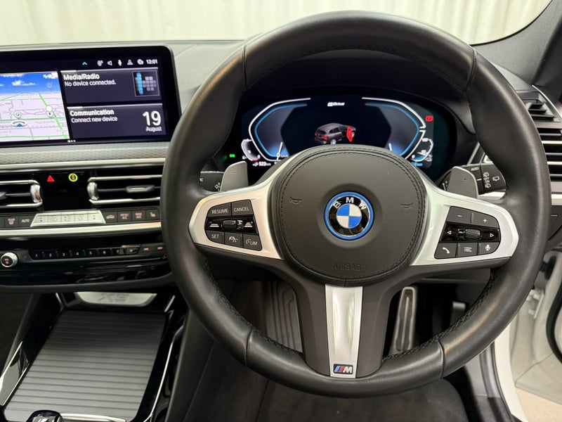 2023 BMW X3 X3 xDrive30e M Sport image 5