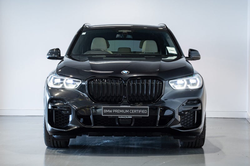 2023 BMW X5 M50d M Performance xDrive image 3