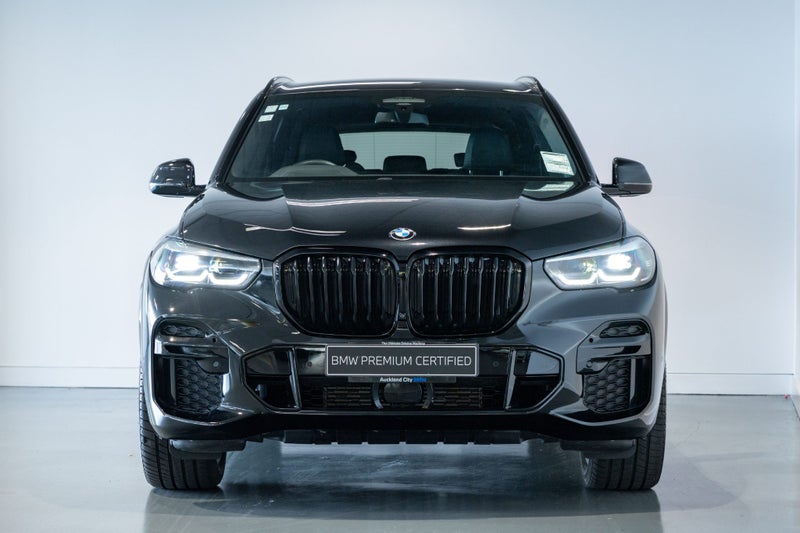 2023 BMW X5 xDrive30d M Sport image 3