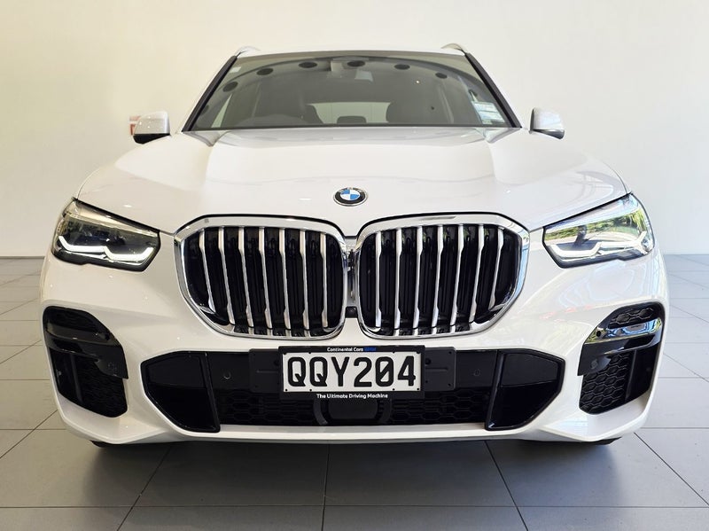 2023 BMW X5 xDrive30d M Sport + Innovations image 2